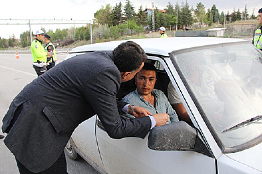 “Bayramınız kemerli Olsun” sloganıyla başlatılan Trafik kemer uygulaması denetimi yapıldı: