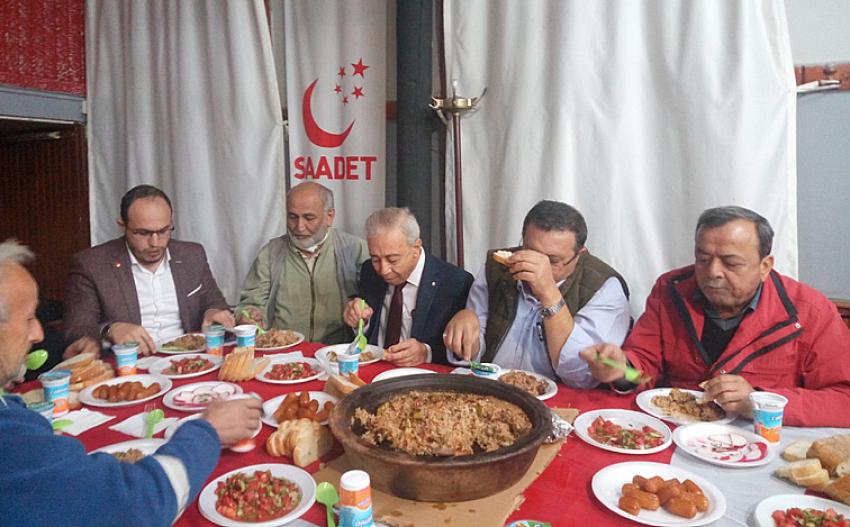 SAADET PARTİSİNDEN KAYNAŞMA TOPLANTISI.