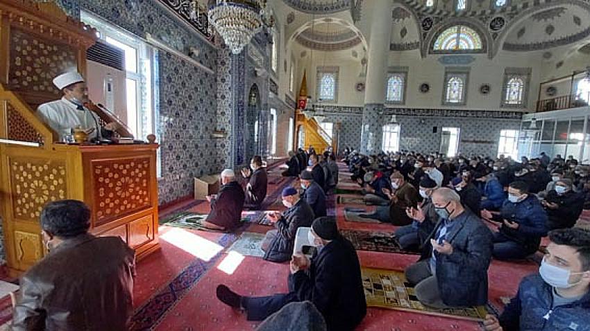 İlçe Müftülüğü, yarın Akşam Cemil Ercan Cami’nde berat Kandili programı düzenleyecek: