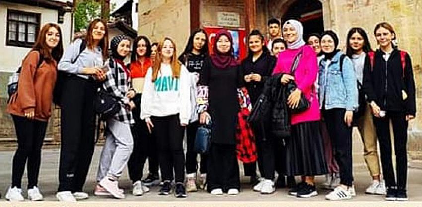 Beypazarı Tolunay Özaka M.T Anadolu Lisesi öğrencilerinden ziyaret:
