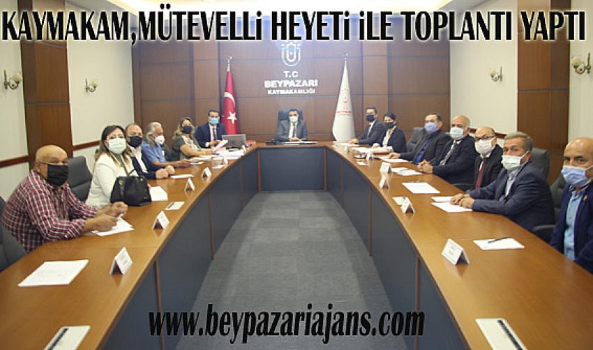 Kaymakam , Vakıf mütevelli heyeti ile toplantı düzenlendi.