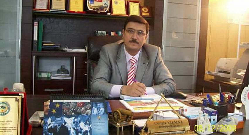 Tarih Öğretmeni Cengiz Yılmaz, ilçe Milli Eğitim müdürlüğüne getirildi.