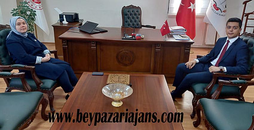Tayini Çıkan Güdül Kaymakamı Hatice Cemre İncesu, veda turlarındatayini çıkması dolayısıyla veda turlarına başladı.