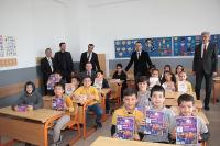Beypazarı Faruk Kefelioğlu İlkokulunda İngilizce  Geliştirme Metaryalleri dağıtımı yapıldı: