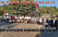 AK Parti İlçe Başkanlığı, parti yönetim kurulu toplantısını 1550 Rakımlı Karagöl’de yaparak, Enerji depoladı: