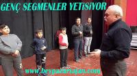 Genç Seğmenler yetişiyor.