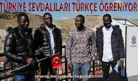 Türkiye Sevdalıları Türkçe Öğreniyor gurubunun Beypazarı gazisi