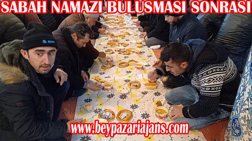  Sabah namazı buluşması Fatih Caminde oldu: