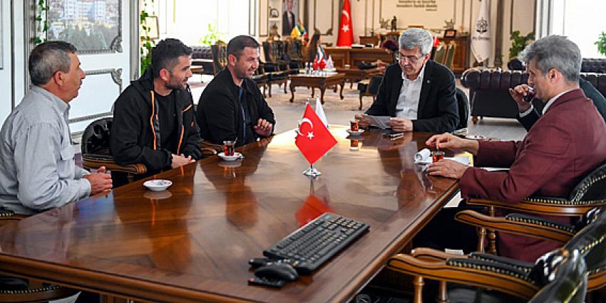 Beypazarı Belediye başkanı Tuncer Kaplan: “vatandaşı Belediyemizde ağırlıyoruz”