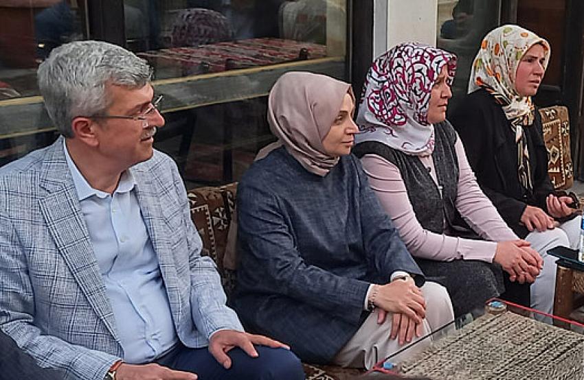 AK Parti Genel Başkan Yardımcısı, Leyla Sahin Usta, seçim bölgesinde teşekkür ziyaretinde: