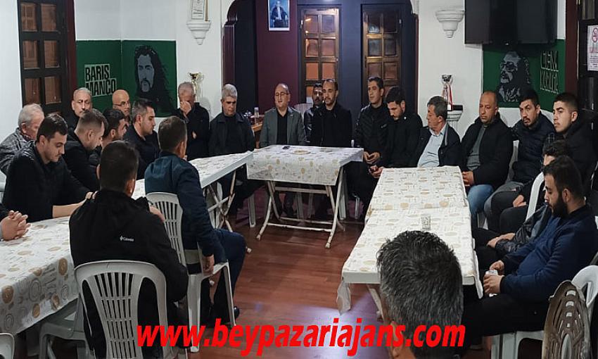 İyi Parti İlçe başkanı ve ekibinde Depelarkası Derneğine hayırlı olsun ziyareti: