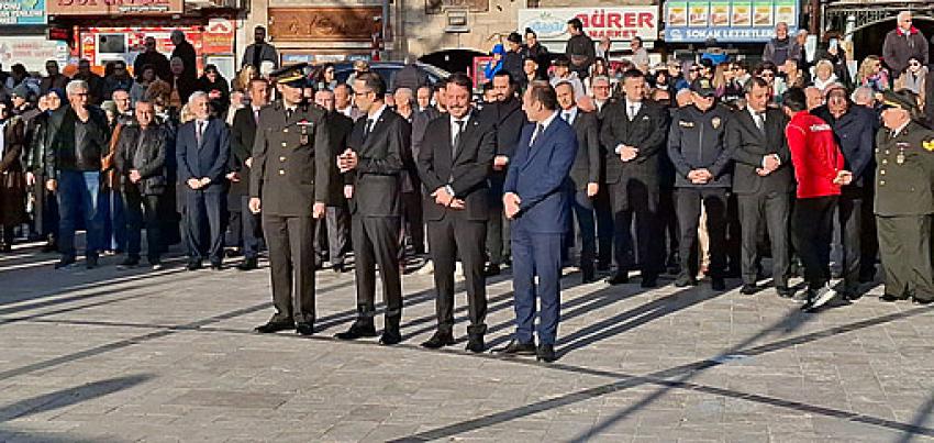 Ulu önder Mustafa Kemal Atatürk, ölümünün 86. Yılında yapılan tören ve programla anıldı