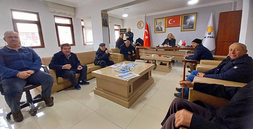 AK Parti İlçe başkanı Mehmet Gökgöz: “Parti binamızda sivil toplum kuruluşu temsilcilerini ve halkımızı dinliyoruz”