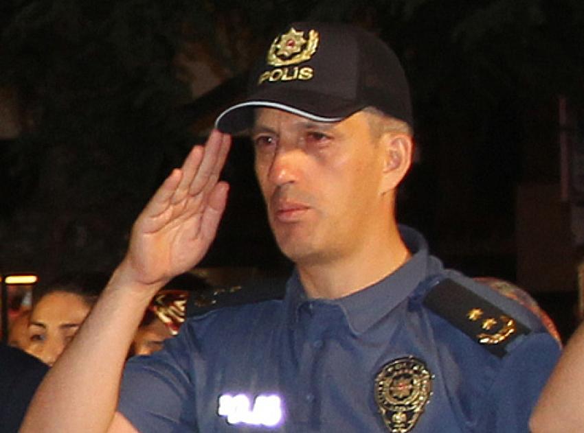 4. sınıf Emniyet Müdürü 3. Sınıf Emniyet Müdürlüğüne terfi etti.