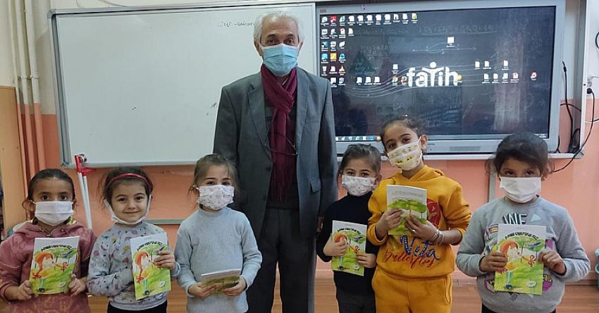 Yazar Ahmet Yıldırım: “ Öğrencilere En güzel armağan Kitap”